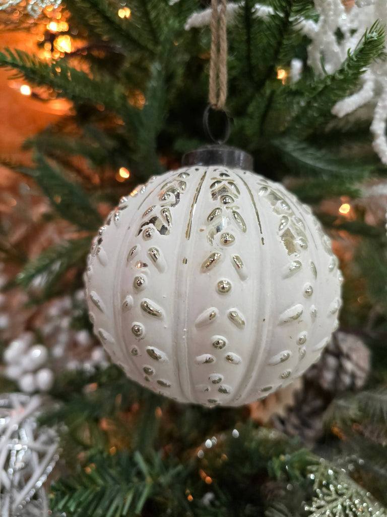 Wholesale Home Decor - Small White Christmas Orb 4x4x4in