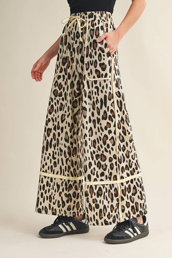 Leopard Wide Leg Cropped Pants