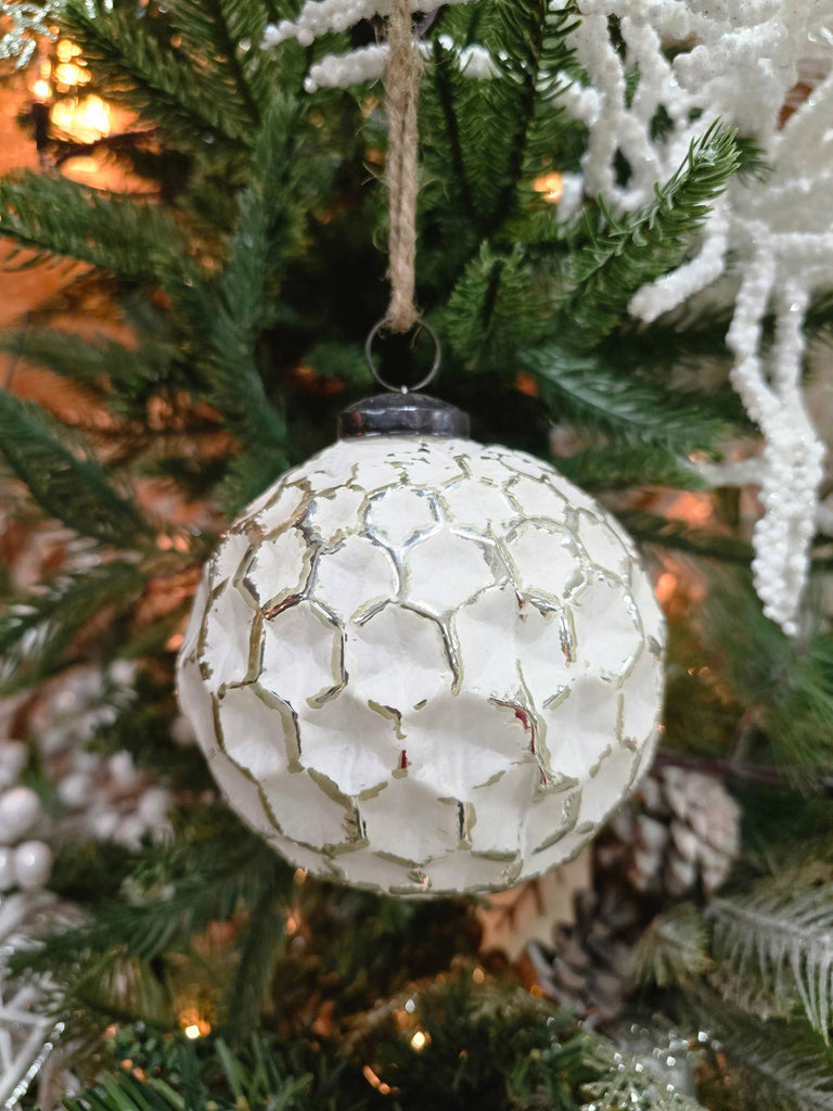 Wholesale Home Decor - GLASS ORNAMENTS 6x6x6in