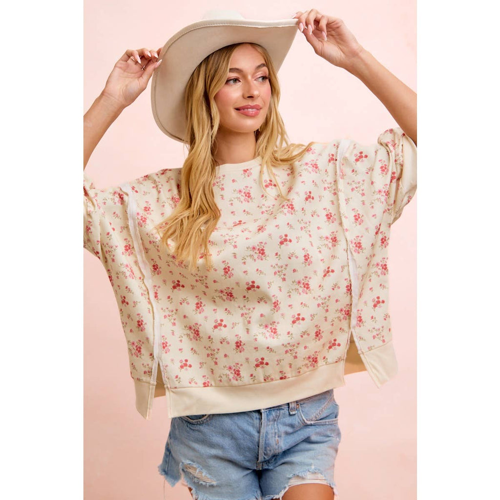 FLORAL TWILL RELAXED FIT TOP WITH OPENSEAM DETAIL