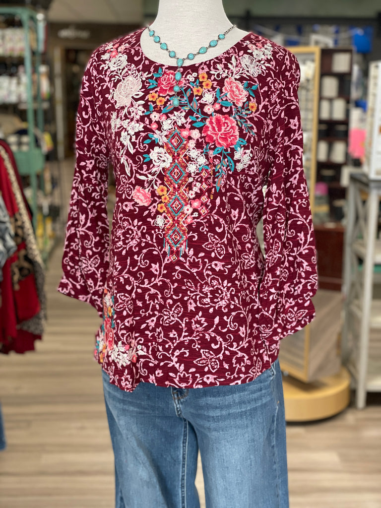Rosie Blouse with Round Neckline and 3/4 in sleeves
