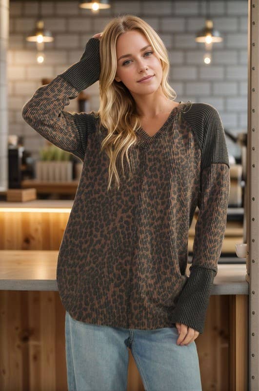 LONG ANIMAL URBAN RIBBED AND SOLID TOP