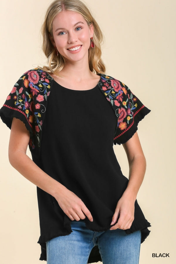 Black Embroidery Round Neck Short Sleeve Linen Top