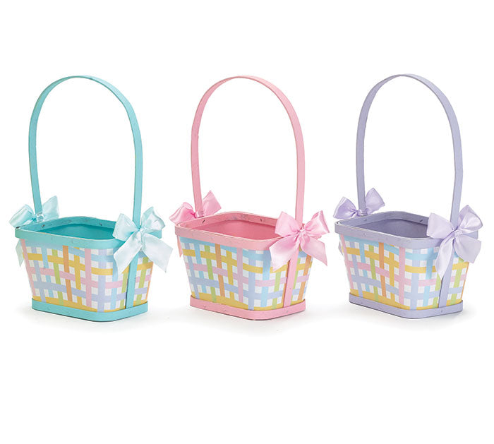 Plaid Basket With Satin Bows - Matarow