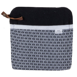 Black White Onyx Pocket Oven Mitt